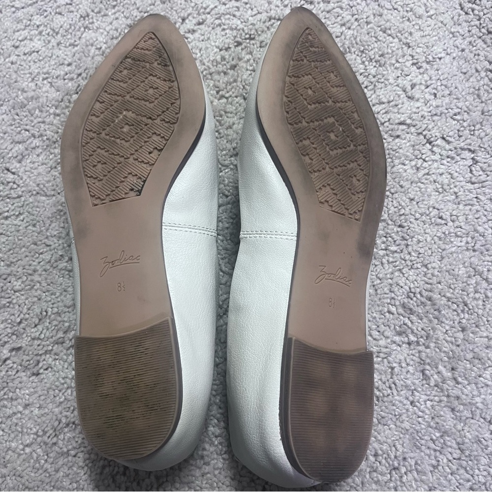 Zodiac Women's Cream Flats size 8.5 - Picture 4 of 7
